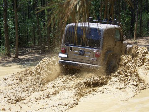 2004 Jeep Wrangler - HOLE