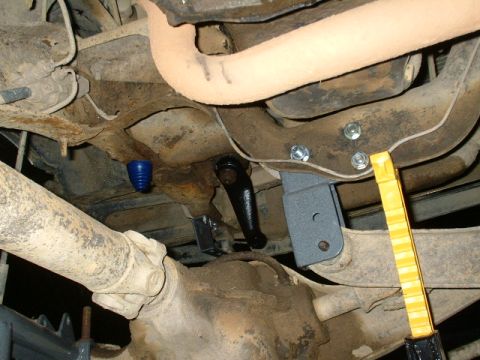 1991 Ford Bronco - New pass.side dropdown bracket