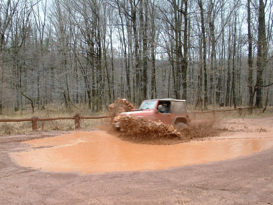 Still playin in the same hole