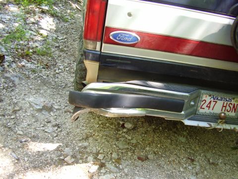 1990 Ford Bronco - Torrey needs a new bumper