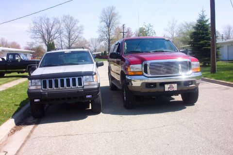 2000 Ford Excursion photo