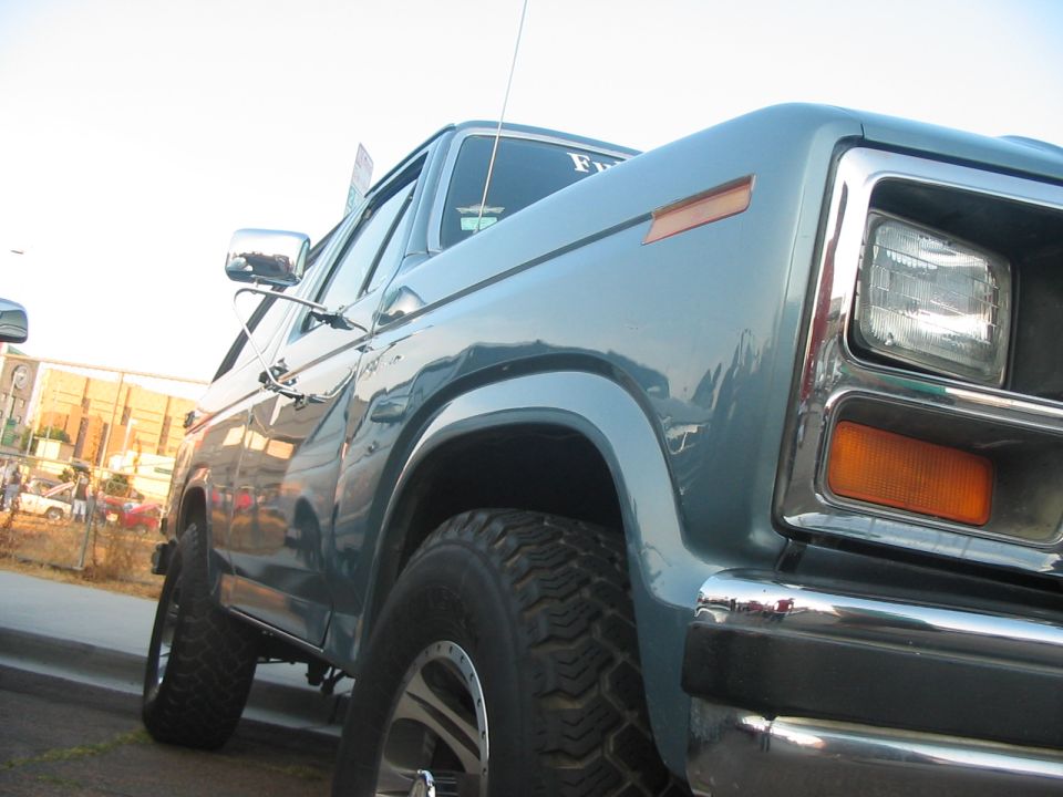 1986 Ford Bronco “blue dragon”