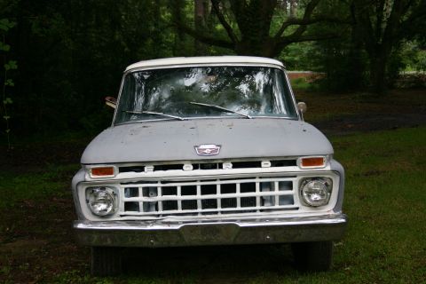 1996 Ford Bronco photo
