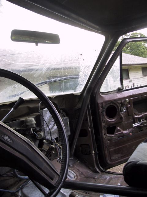1983 Ford Bronco - pass-side leg from drivers door