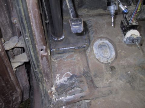 1983 Ford Bronco - drivers-side leg-to-floor