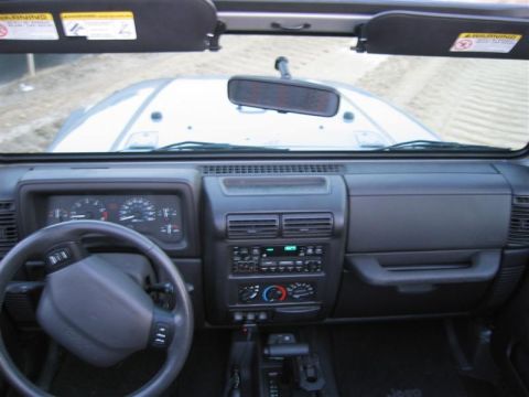 2000 Jeep Wrangler photo