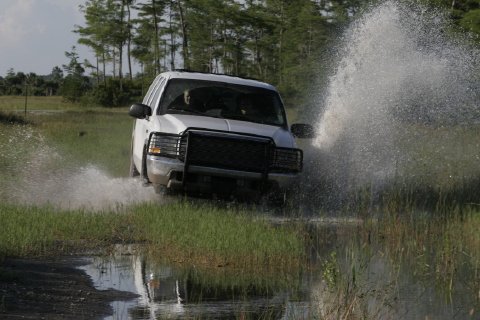 2001 Ford Excursion photo