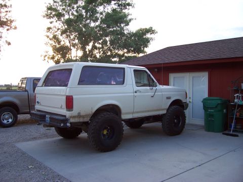 1990 Ford Bronco photo