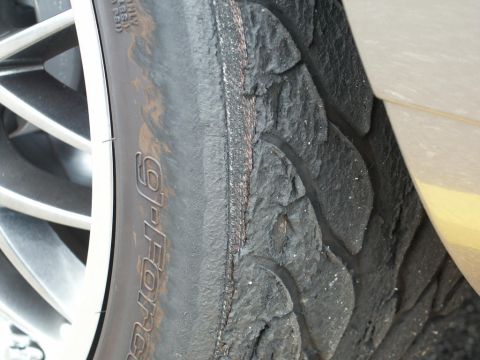 2001 Mercury Grand Marquis - Worn front passenger tire-3