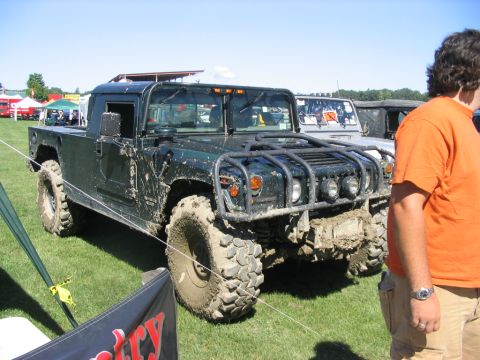 1986 Ford Bronco - HEY! .. a Hummer that is wheeled!!!