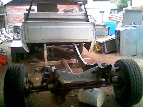 1980 Ford Bronco - another pic of the sone to be trailer! i wanted the tires to but he wont let me have them!