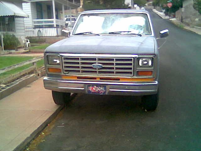 this has a blown eng i let my cuzzin take it out ! but thats why he gave me that trailer!