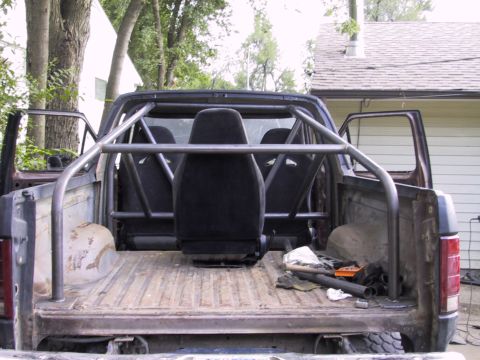 1983 Ford Bronco - back area braced