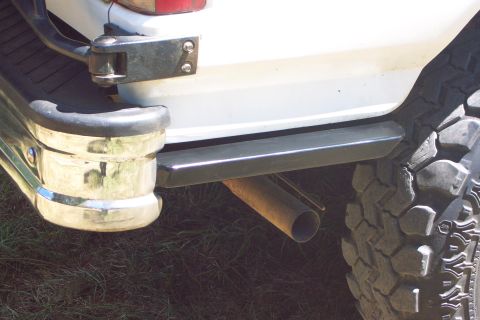 1996 Ford Bronco - Rock Slider Rear Quarters (8/6/2005)