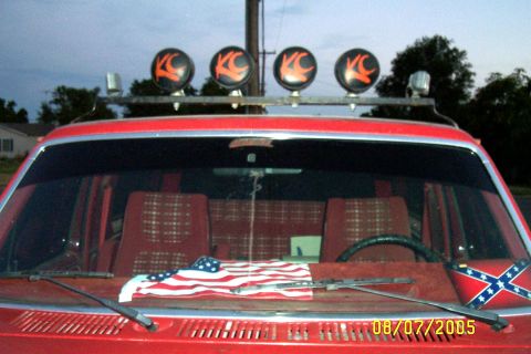 1982 Ford Bronco - lightbar