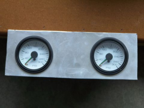 1996 Ford Probe - air pressure gauges front