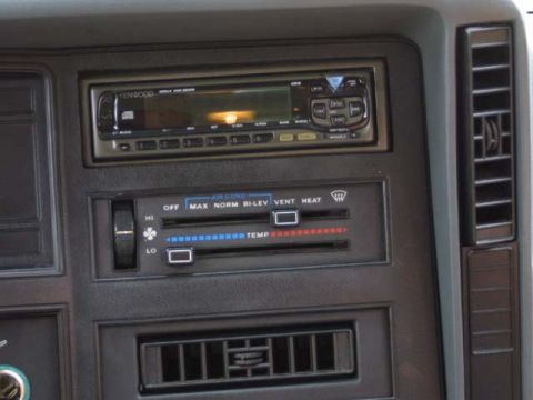 1993 Jeep Cherokee photo