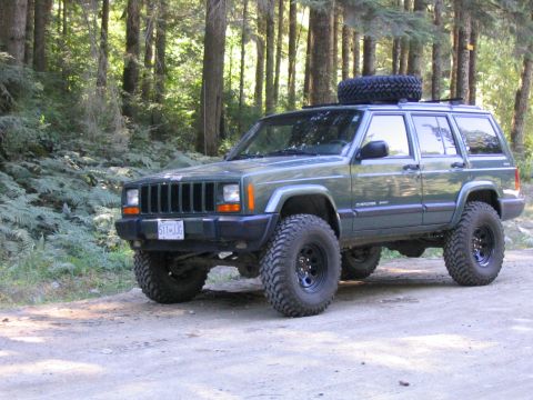2000 Jeep Cherokee photo