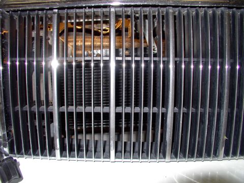 1990 Lincoln Town Car - Through the grill shot. Right where it needs to be for the best airflow through it.