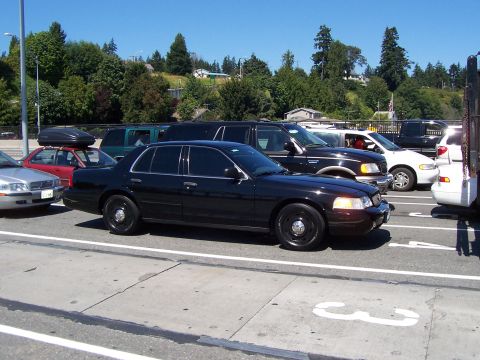 2003 Ford Crown Victoria - Ferry line