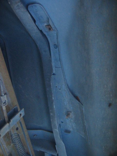 1990 Ford Bronco - here is where those bolts go through the floor pan