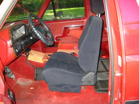 1990 Ford Bronco - and there she is, soon as i get another 400 bucks i will swap the other side