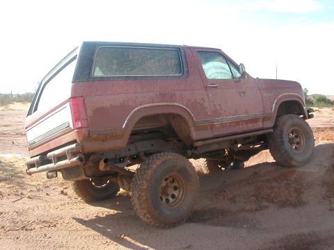 1984 Ford Bronco - other side