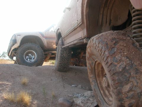 1984 Ford Bronco - cool...