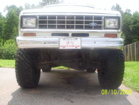 1984 Ford Bronco II - This 1984 Ford Bronco II is shown from the front, lifted with large off-road tires.