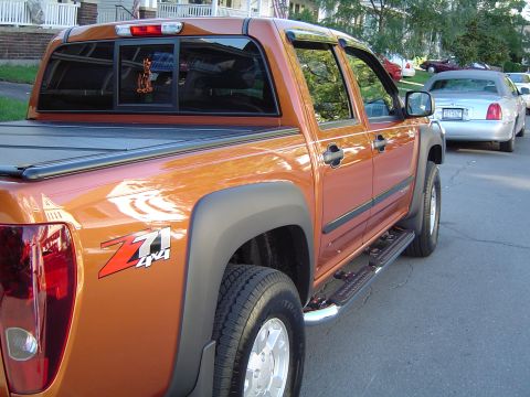 2004 Chevrolet Colorado photo