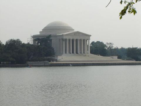 1986 Ford Bronco - The Jefferson Memorial building is seen across the water on a hazy day.