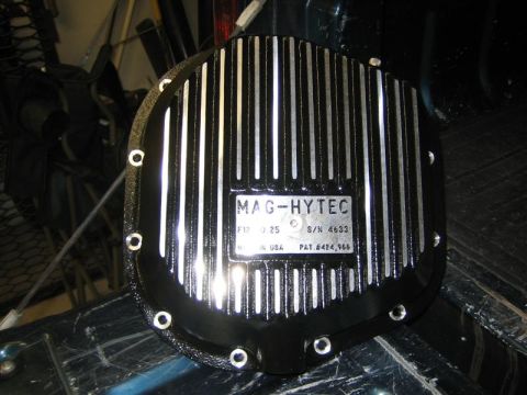 1999 Ford F-250 - A close-up of a Mag-Hytec differential cover, showing its model and serial number.