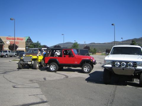 1990 Ford Bronco - 1st thing we Did was rolled out to The K-mart parking lot To meet up with the rest of the guys.