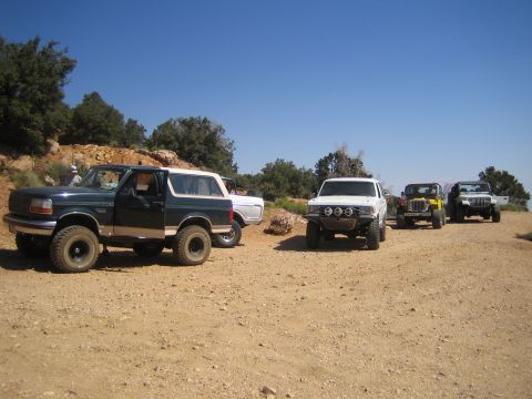1990 Ford Bronco - We pull over to air down