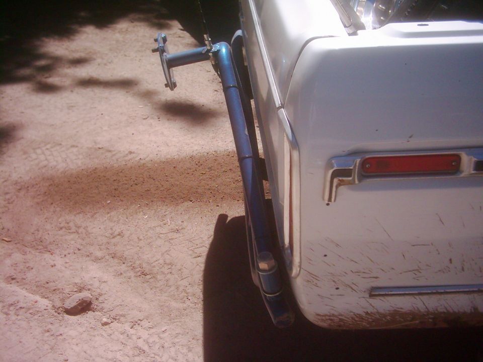 1978 Ford Bronco rear quarter panel with spare tire carrier mounted externally