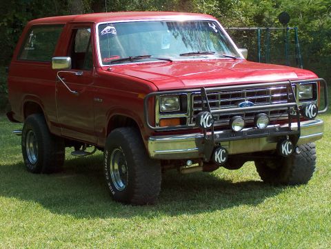 1986 Ford Bronco “Cindy lu”