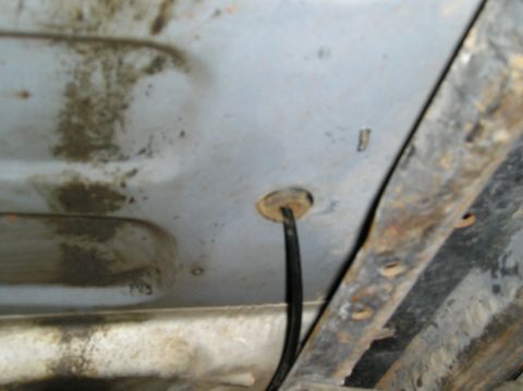 1993 Ford Bronco - coax location for VHF radio entering the cab