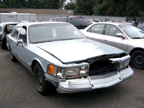 2003 Ford Crown Victoria - The Moron that hit the trooper.