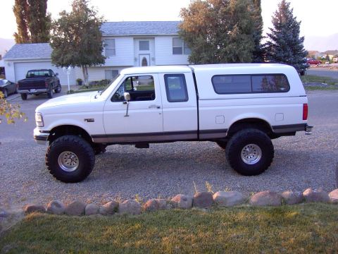 1992 Ford F-150 “MoMo”