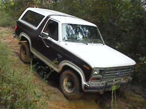 1985 Ford Bronco photo