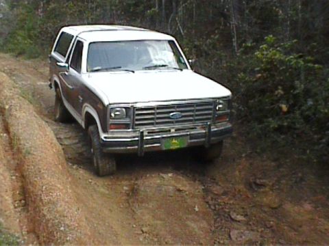 1985 Ford Bronco photo