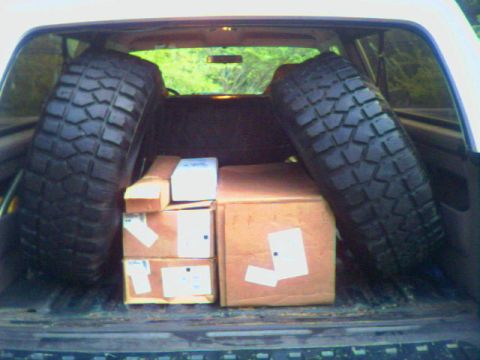 1993 Ford Bronco - the stuff and the tires
