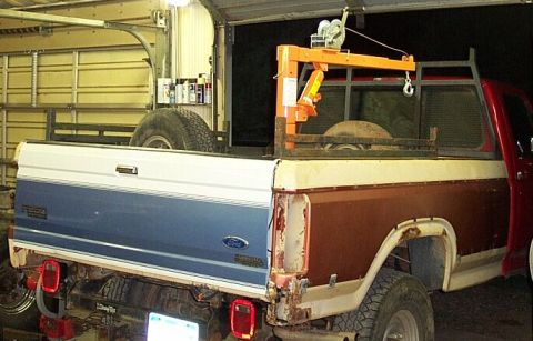 1990 Ford Bronco - New tailgate. Such a purty truck now!!