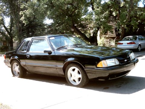 1989 Ford Mustang - The other side.