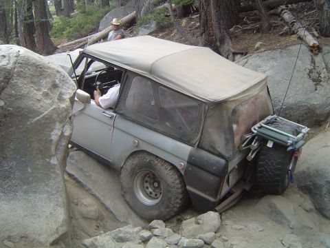 1967 Ford Bronco - Lowered Bronchole on Big Sluce