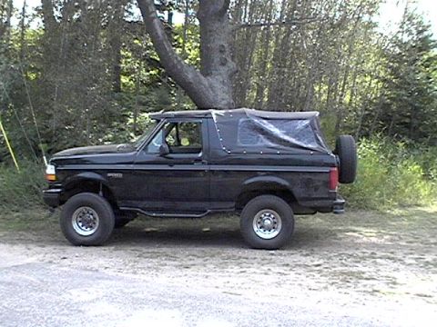 1995 Ford Bronco photo