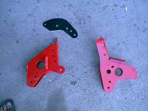 1983 Ford Bronco - here are the Class II skyjacker drop mounts. Alot stronger than most of the other drop mounts on the market.
