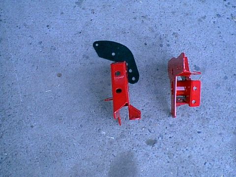 1983 Ford Bronco - here is a side view. these have bracing thru the center and are heavey duty. The top black bar is a frame stiffener it bolts to the outside…