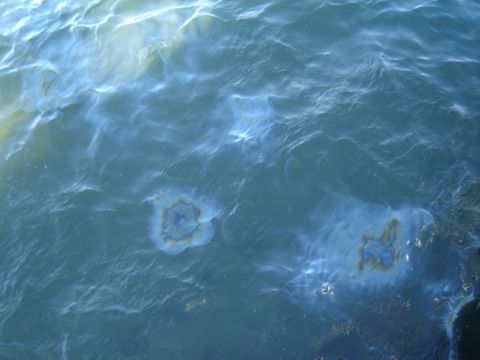 2000 Ford F-450 - Some of the oil that seeps out of the ship