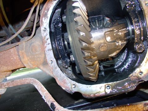 1990 Lincoln Town Car - Despite the fluid being dirty, it had zero metal content in it and there was no visible wear on any gear teeth. A quick count verified a 3.…